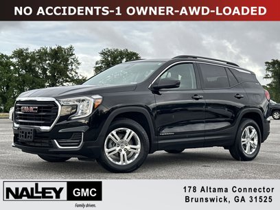 Used 2022 GMC Terrain SLE w/ Driver Convenience Package