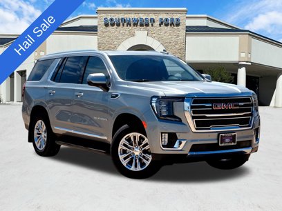 Used 2024 GMC Yukon SLT w/ SLT Luxury Package