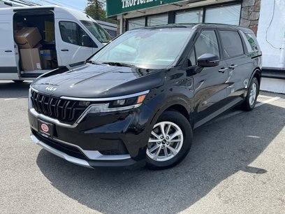 Used 2023 Kia Carnival LX
