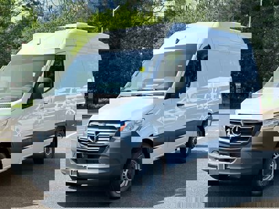 New 2025 Mercedes-Benz Sprinter 2500