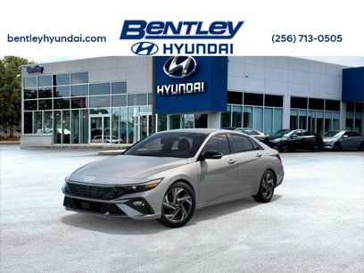 New 2025 Hyundai Elantra SEL