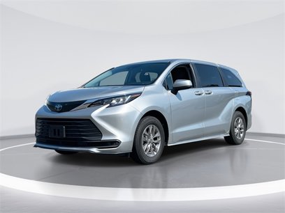 Used 2023 Toyota Sienna LE