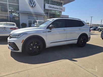 Used 2023 Volkswagen Tiguan SE R-Line