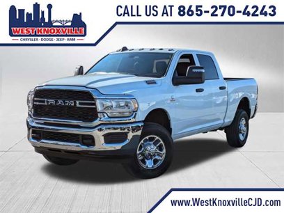 New 2024 RAM 2500 Tradesman w/ Chrome Appearance Group