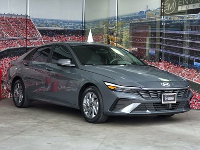 Used 2024 Hyundai Elantra Blue