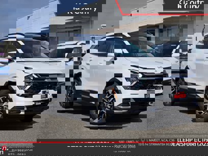 New 2025 Kia Sportage EX w/ EX Premium Package