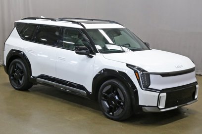 Certified 2024 Kia EV9 GT-Line