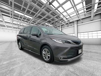 Certified 2024 Toyota Sienna Limited