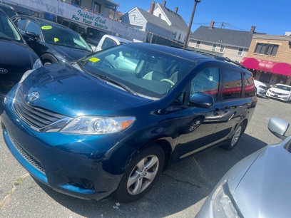Used 2011 Toyota Sienna LE