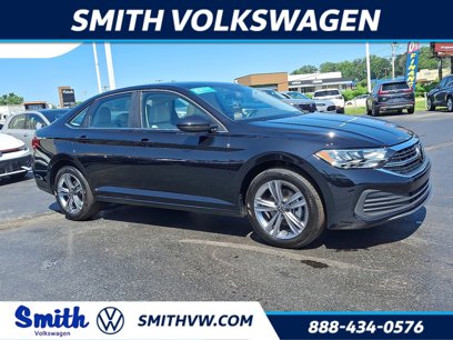 Certified 2023 Volkswagen Jetta SE w/ Panoramic Sunroof Package