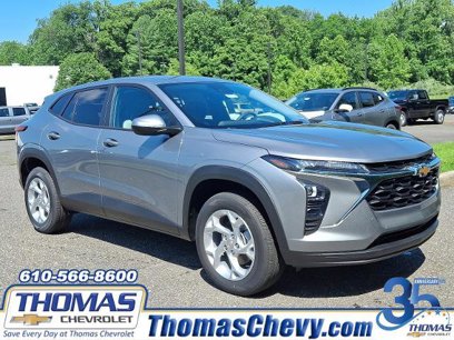 New 2025 Chevrolet Trax LS w/ LS Convenience Package