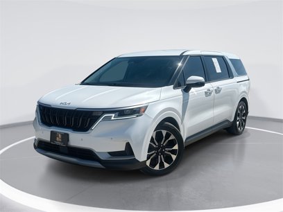 Used 2022 Kia Carnival EX