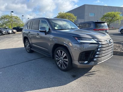 Used 2022 Lexus LX 600 4WD w/ Luxury Package