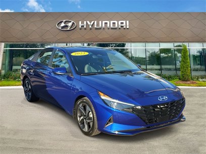 Certified 2023 Hyundai Elantra SEL w/ Convenience Package