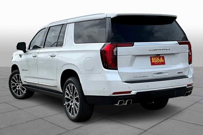 New 2025 GMC Yukon XL Denali w/ Sun & Power Step Package
