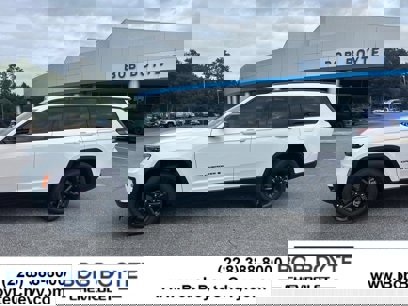 Used 2024 Jeep Grand Cherokee L Laredo