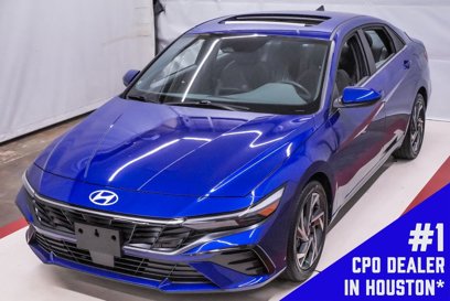 Certified 2025 Hyundai Elantra SEL