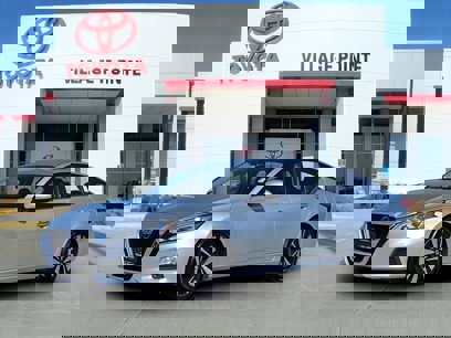 Used 2022 Nissan Altima 2.5 SV