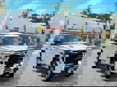 New 2025 Toyota Tundra SR5