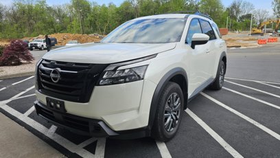 Certified 2024 Nissan Pathfinder SV w/ Black Appearance Package