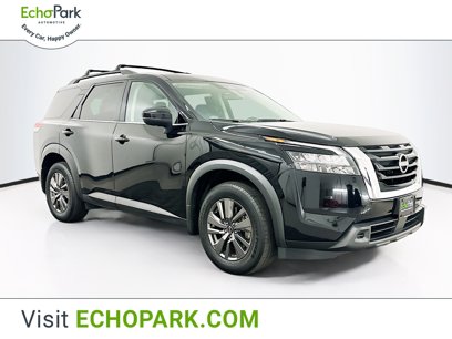 Used 2023 Nissan Pathfinder SV