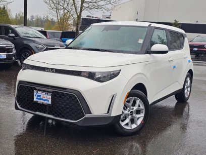 New 2025 Kia Soul LX
