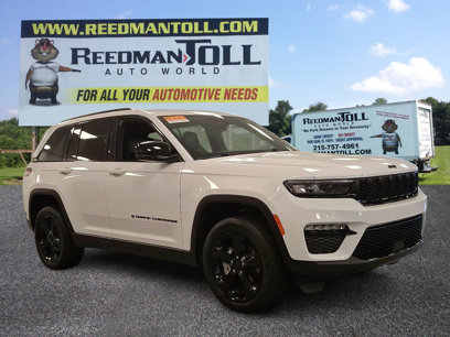 Certified 2025 Jeep Grand Cherokee Limited w/ Black Appearance Package