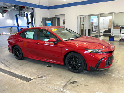 New 2025 Toyota Camry SE w/ Convenience Package