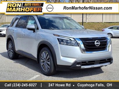 New 2025 Nissan Pathfinder SL w/ SL Premium Package
