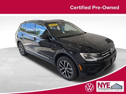 Used 2021 Volkswagen Tiguan SE w/ Panoramic Sunroof Package