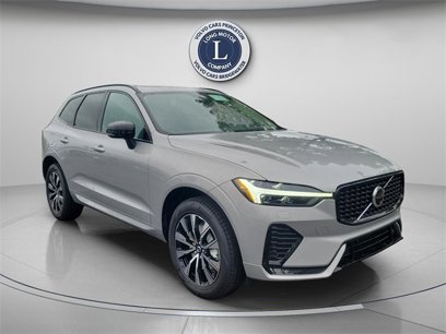 New 2025 Volvo XC60 B5 Core w/ Protection Package Premier
