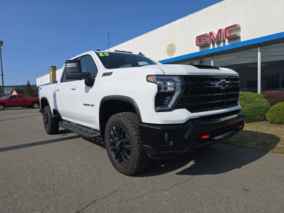 New 2025 Chevrolet Silverado 2500 LT w/ Trail Boss Package