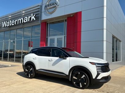 New 2025 Nissan Kicks SR w/ SR Premium Package