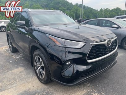 Used 2022 Toyota Highlander XLE