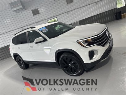 Certified 2024 Volkswagen Atlas SE w/ Black Wheel Package