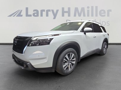 New 2025 Nissan Pathfinder SL