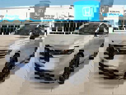 New 2025 Honda Accord SE