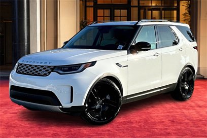 New 2025 Land Rover Discovery S