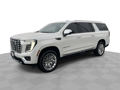 New 2025 GMC Yukon XL Denali w/ Sun & Power Step Package