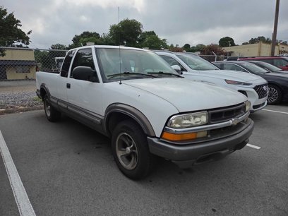 Used 1998 Chevrolet S10 Pickup LS w/ Preferred Equipment Group
