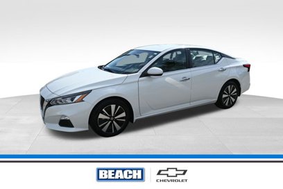 Used 2022 Nissan Altima 2.5 SV