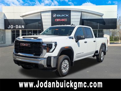 New 2024 GMC Sierra 2500 Pro