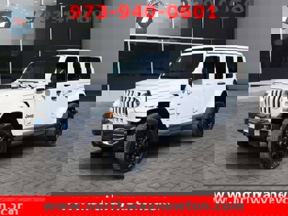 Used 2022 Jeep Wrangler Unlimited Sahara w/ Cold Weather Group