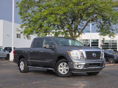 Used 2018 Nissan Titan SV w/ SV Convenience Package