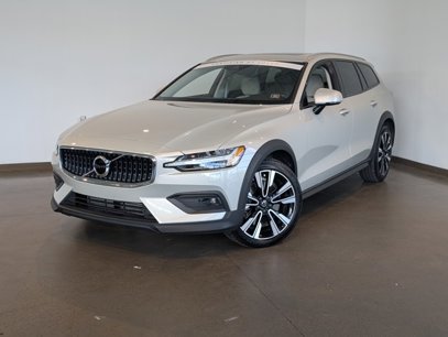 Used 2022 Volvo V60 T5 Cross Country w/ Climate Package