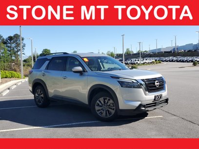 Used 2024 Nissan Pathfinder SV