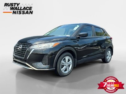 New 2025 Nissan Kicks Play S
