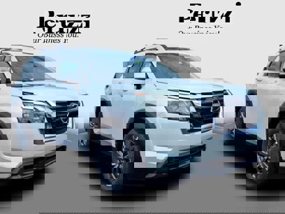 New 2025 Nissan Pathfinder SV