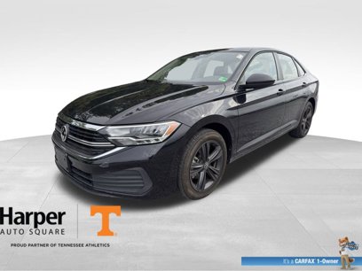 Used 2022 Volkswagen Jetta SE w/ Panoramic Sunroof Package