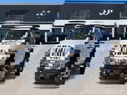 Used 2018 Jeep Wrangler Unlimited Sport S